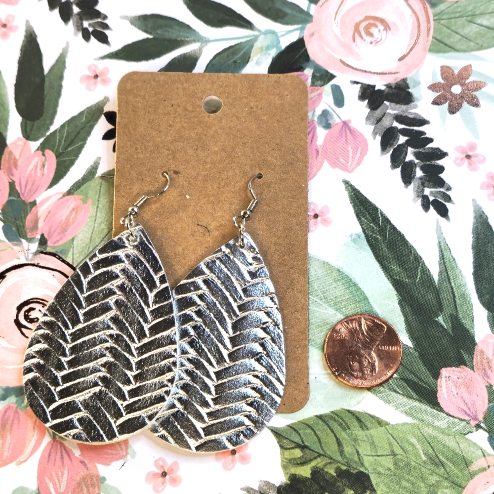 Silver Teardrop Earrings